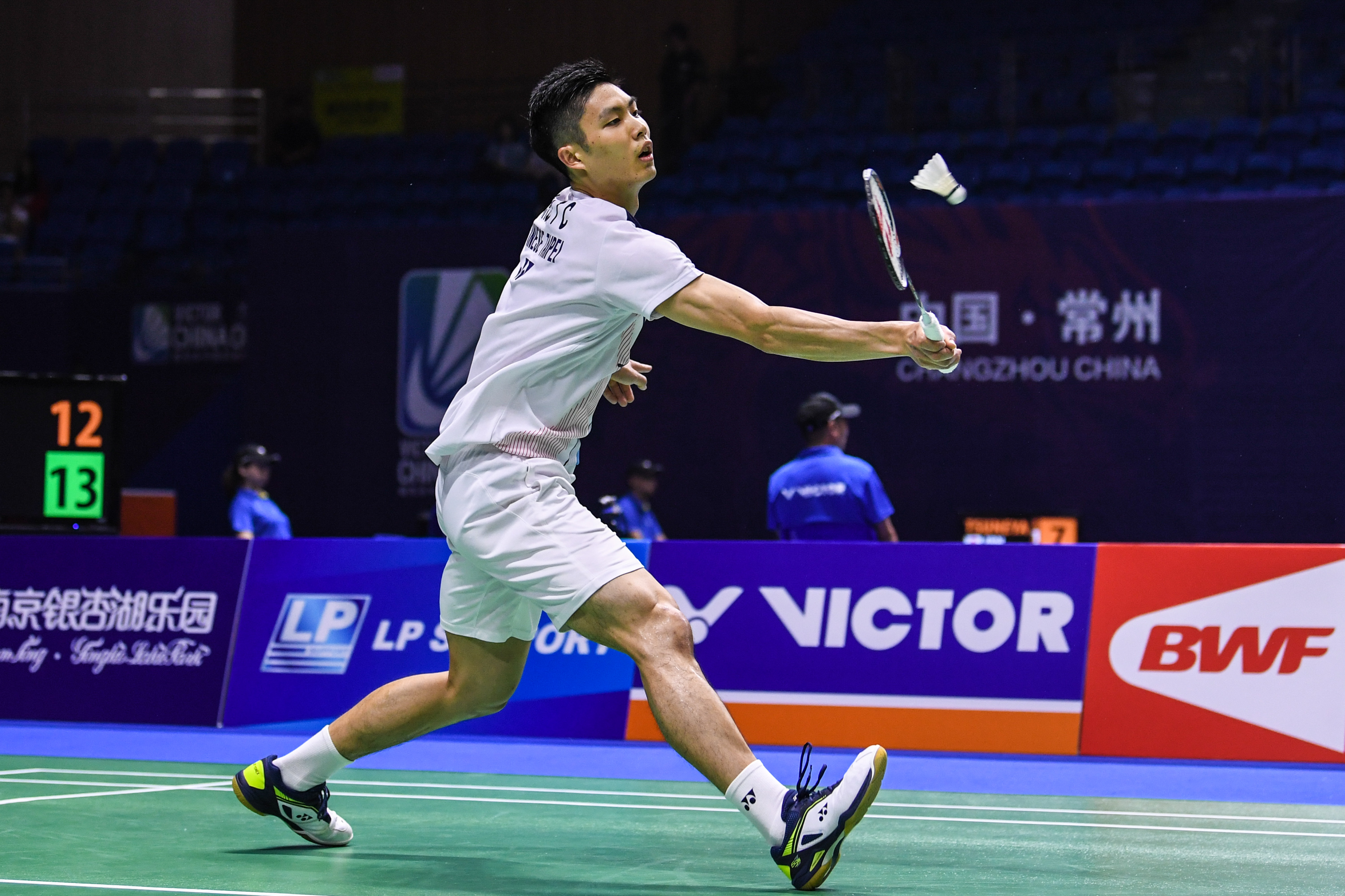 各支球队都 各支球队都